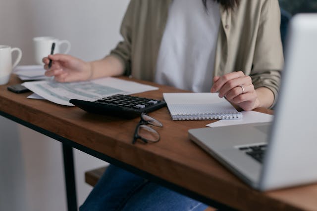 Surprising Connection Between Sitting and Pelvic Floor Health